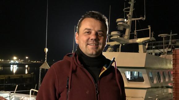 Nicolas Margollé, patron du chalutier Nicolas et Jérémy à Boulogne-sur-Mer, le 27 février 2019. (NOEMIE BONNIN : RADIO FRANCE)